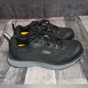 Keen Unisex Size 6M Black Low‎ Cut Work Sneakers Pre-Owned Excellent Condition